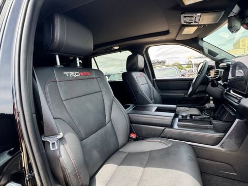 Used 2025 Toyota Sequoia TRD Pro AWD/4WD image 50