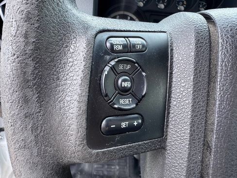 Used 2015 Ford F550 4x4 Regular Cab Super Duty image 15