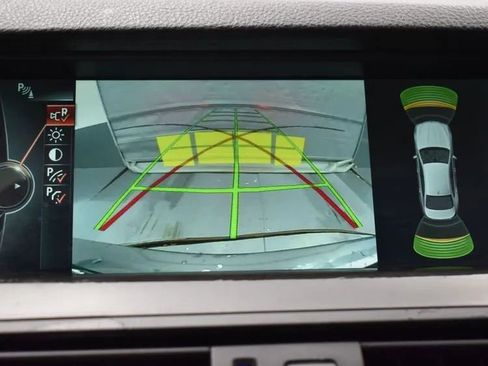 Used 2013 BMW 528i xDrive Sedan image 35