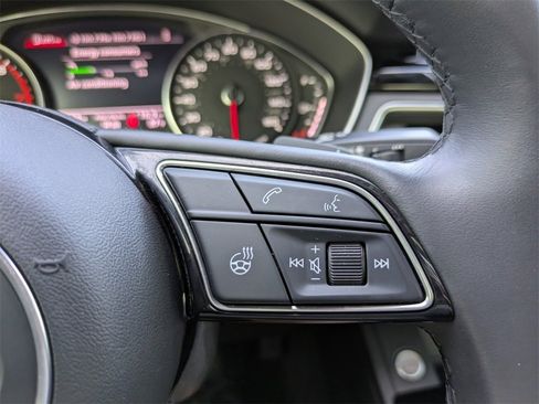 Used 2022 Audi A4 2.0T Premium image 24