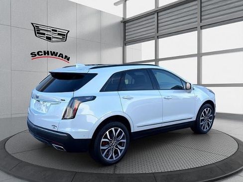 Used 2024 Cadillac XT5 Sportv w/ Technology Package image 3