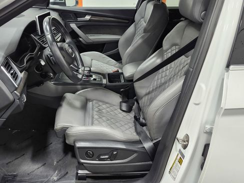 Used 2019 Audi SQ5 Premium Plus image 25