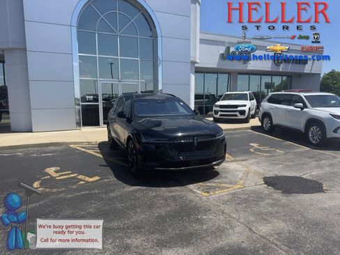Used 2024 Lincoln Nautilus Reserve w/ Equipment Group 202A AWD/4WD image 1