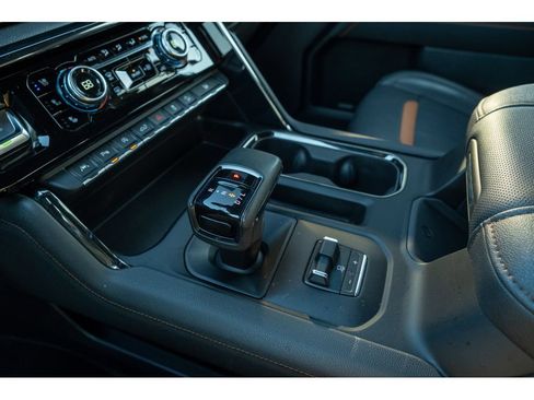 Used 2023 GMC Sierra 1500 AT4 AWD/4WD image 24
