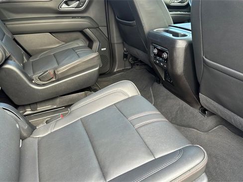 Used 2021 Chevrolet Tahoe RST w/ Luxury Package image 19