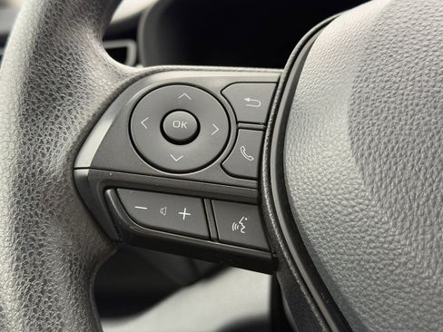 Used 2024 Toyota RAV4 XLE image 20