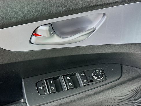 Used 2024 Kia Forte LXS image 15