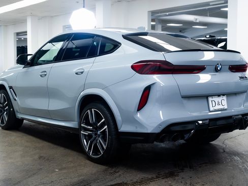 Used 2024 BMW X6 M Competition image 4