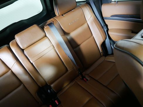 Used 2019 Jeep Grand Cherokee Summit image 14