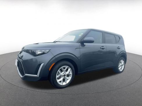 Used 2025 Kia Soul LX w/ LX Technology Package image 8