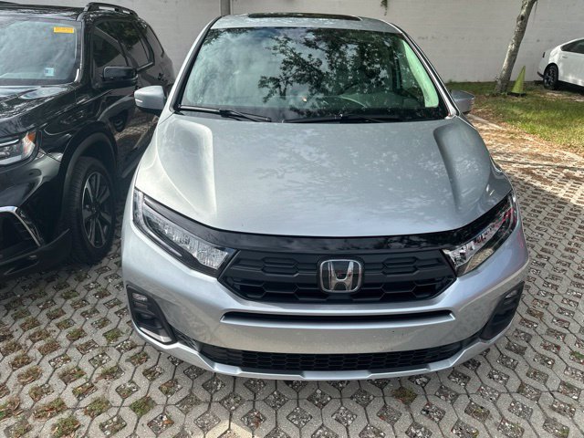 Certified 2026 Honda Odyssey EX-L image 2