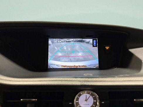 Used 2013 Lexus ES 350 image 16