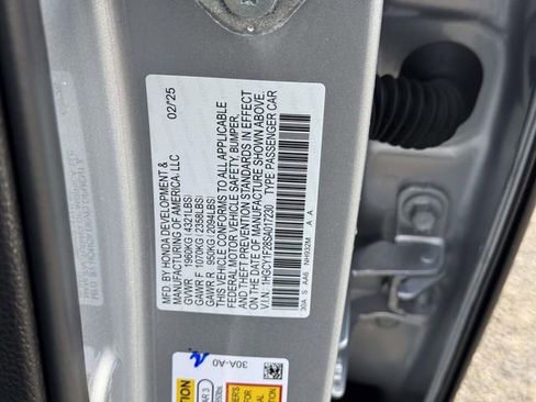 Certified 2025 Honda Accord LX image 17