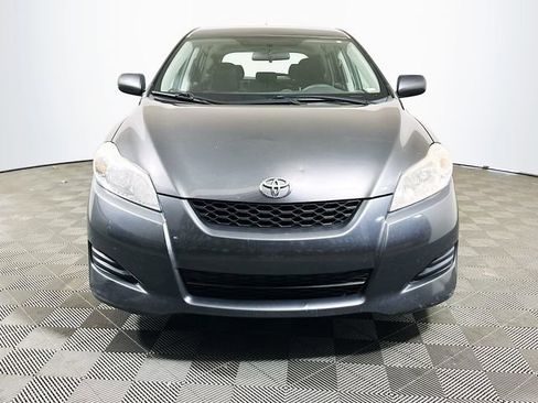 Used 2010 Toyota Matrix image 3