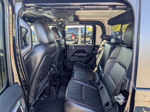 Used 2021 Jeep Gladiator Rubicon image 14