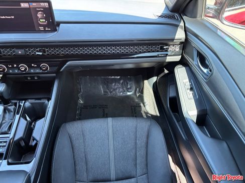 Used 2024 Honda Accord Sport image 18