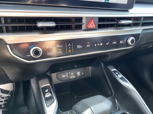 Used 2024 Kia Sorento S w/ Panoramic Sunroof Package image 23
