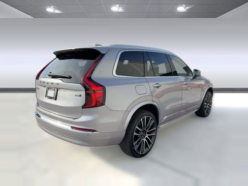 New 2026 Volvo XC90 B6 Plus w/ Protection Package Premier image 9