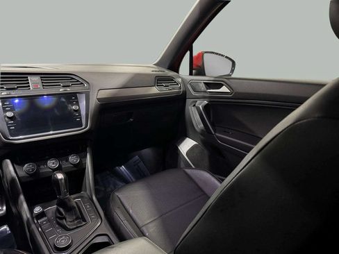 Used 2019 Volkswagen Tiguan SEL R-Line AWD/4WD image 21