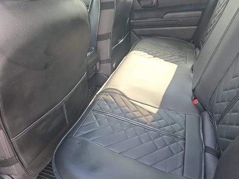 Certified 2025 Toyota Tacoma SR5 AWD/4WD image 12