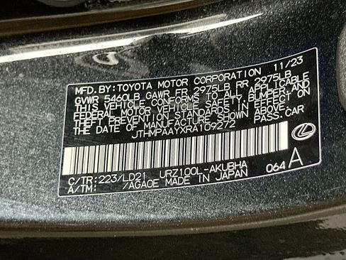 Used 2024 Lexus LC 500 Convertible w/ Touring Package RWD image 32