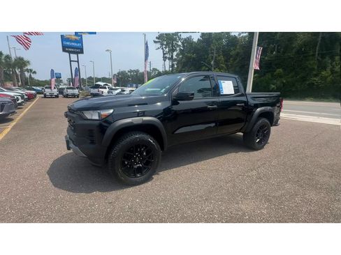 Used 2024 Chevrolet Colorado Trail Boss w/ LPO, Dark Essentials Package AWD/4WD image 6