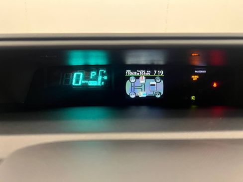 Used 2013 Toyota Prius C Three image 16