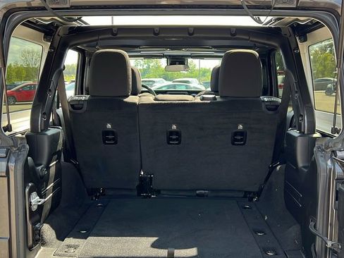 Used 2020 Jeep Wrangler Unlimited Sahara w/ Safety Group image 37