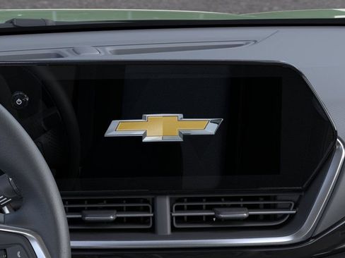 New 2026 Chevrolet Trax ACTIV w/ Sunroof Package FWD image 20