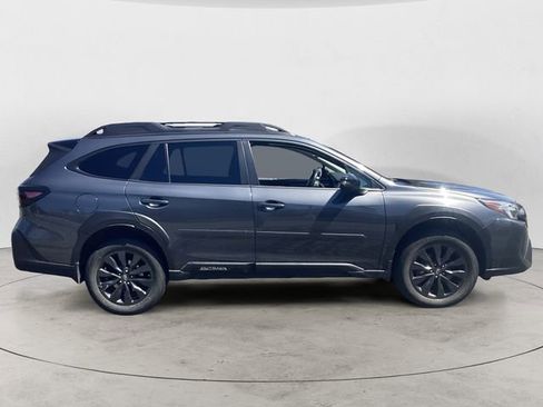 Used 2023 Subaru Outback Onyx Edition AWD/4WD image 6