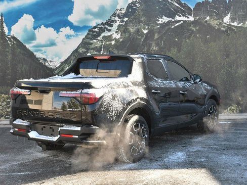 Used 2023 Hyundai Santa Cruz SEL Premium image 3