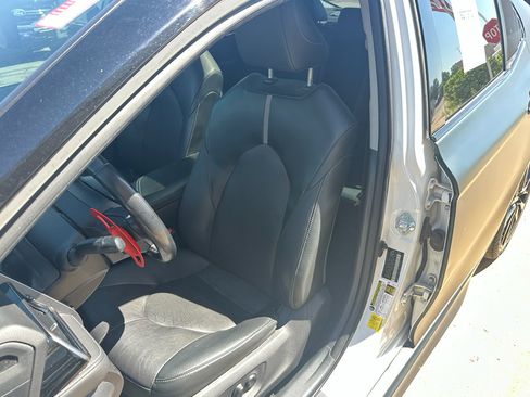 Used 2022 Toyota Camry XSE FWD image 27