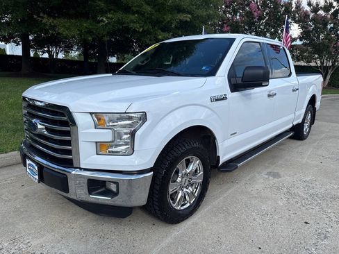 Used 2016 Ford F150 XLT w/ Equipment Group 301A Mid RWD image 4