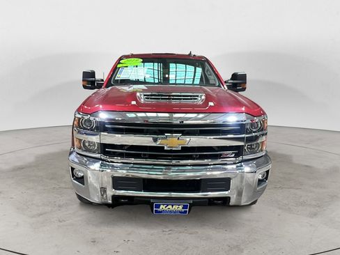 Used 2019 Chevrolet Silverado 2500 LT w/ LT Convenience Package image 2