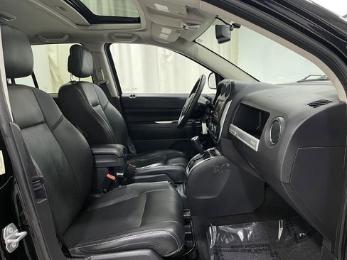 Used 2017 Jeep Compass High Altitude image 31