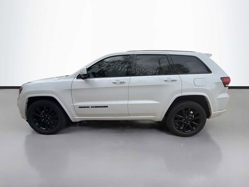 Used 2019 Jeep Grand Cherokee Altitude image 5