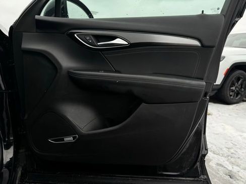 Used 2025 Buick Envision Preferred image 14