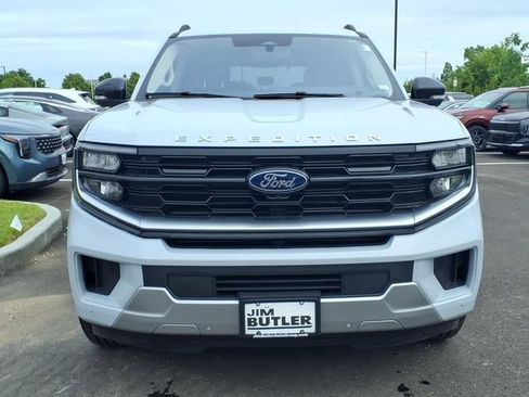 Used 2025 Ford Expedition Platinum AWD/4WD image 30