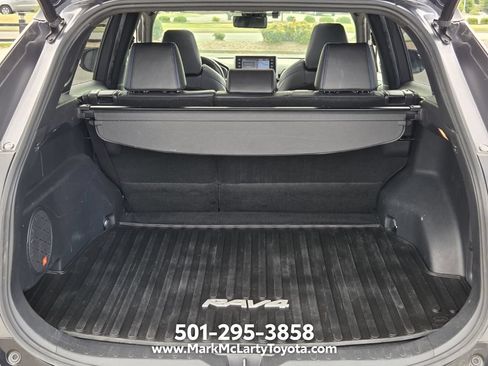 Used 2019 Toyota RAV4 XSE AWD/4WD image 12