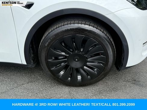 Used 2023 Tesla Model Y Long Range AWD/4WD image 13