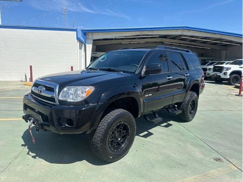 Used 2006 Toyota 4Runner Sport AWD/4WD image 2
