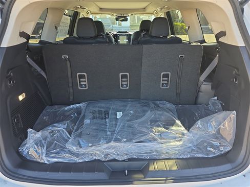 New 2025 Subaru Ascent Bronze Edition image 8