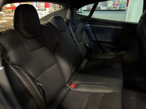 Used 2022 Tesla Model S Plaid AWD/4WD image 23