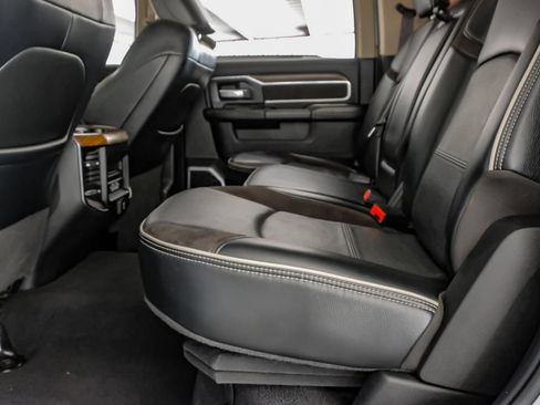 Used 2022 RAM 3500 Laramie AWD/4WD image 37