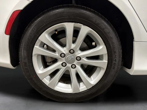Used 2016 Chrysler 200 Limited FWD image 24