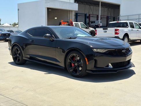 Used 2021 Chevrolet Camaro LT w/ RS Package RWD image 5