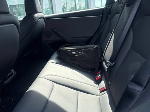 Used 2025 Tesla Model 3 Long Range RWD image 12