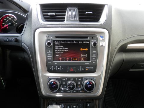 Used 2016 GMC Acadia Denali image 30