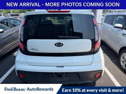Used 2017 Kia Soul FWD image 6