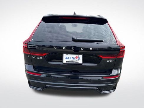 New 2026 Volvo XC60 B5 Plus AWD/4WD image 7